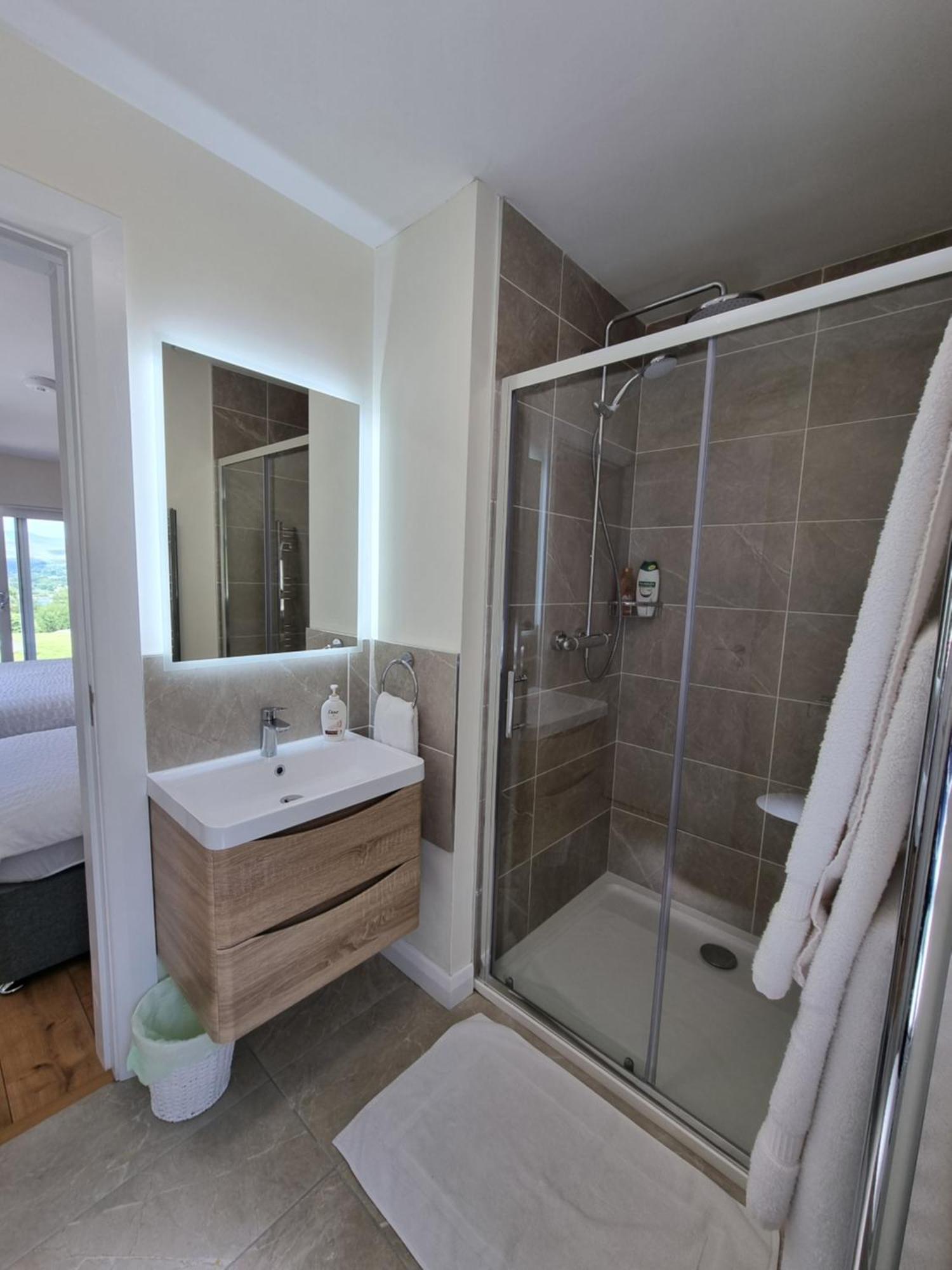 Misty Bay - Kenmare Hotel ภายนอก รูปภาพ